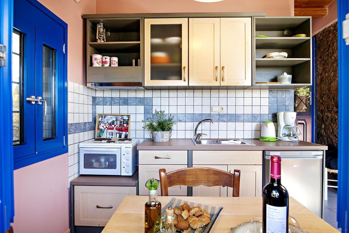 Mirthios-Hill Apartments Плакіас Екстер'єр фото